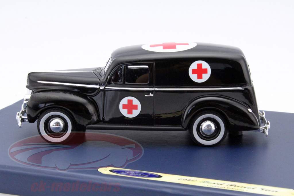 Ford Panel Van Medic år 1940 sort 1:43 Motorhead