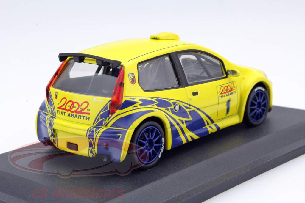 Fiat Punto Super 1600 Rallye jaar 2002 geel 1:43 Altaya