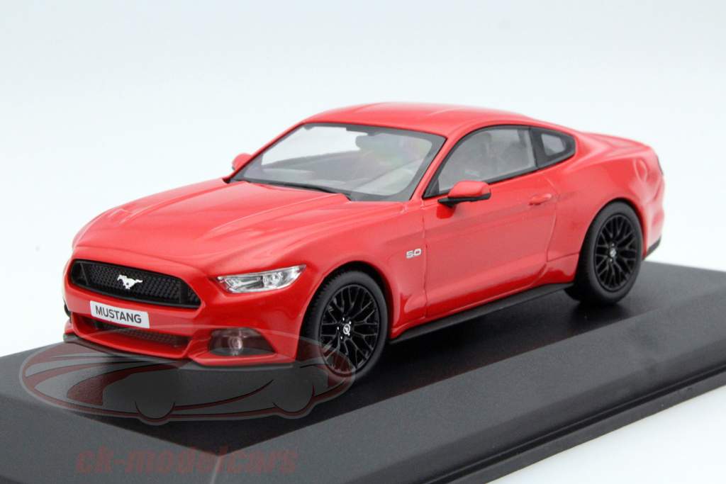 Ford Mustang 年 2015 赤 1:43 Norev