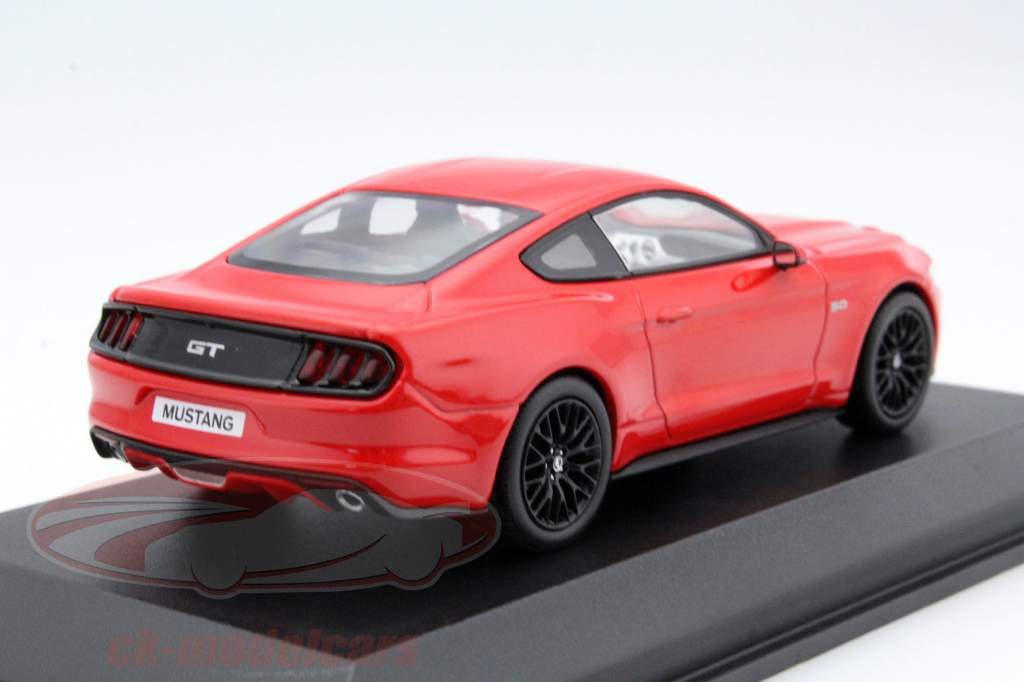 Ford Mustang 年 2015 赤 1:43 Norev
