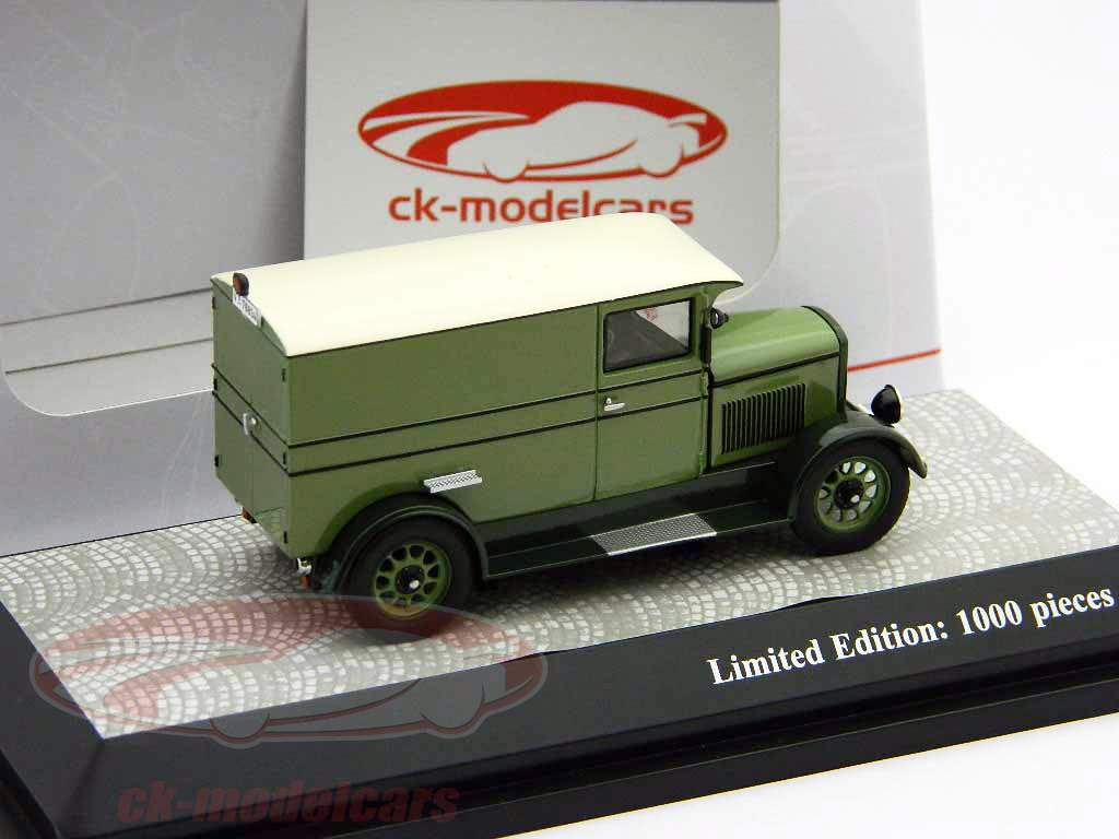 Phänomen Granit 25 dark green 1:43 Premium ClassiXXs
