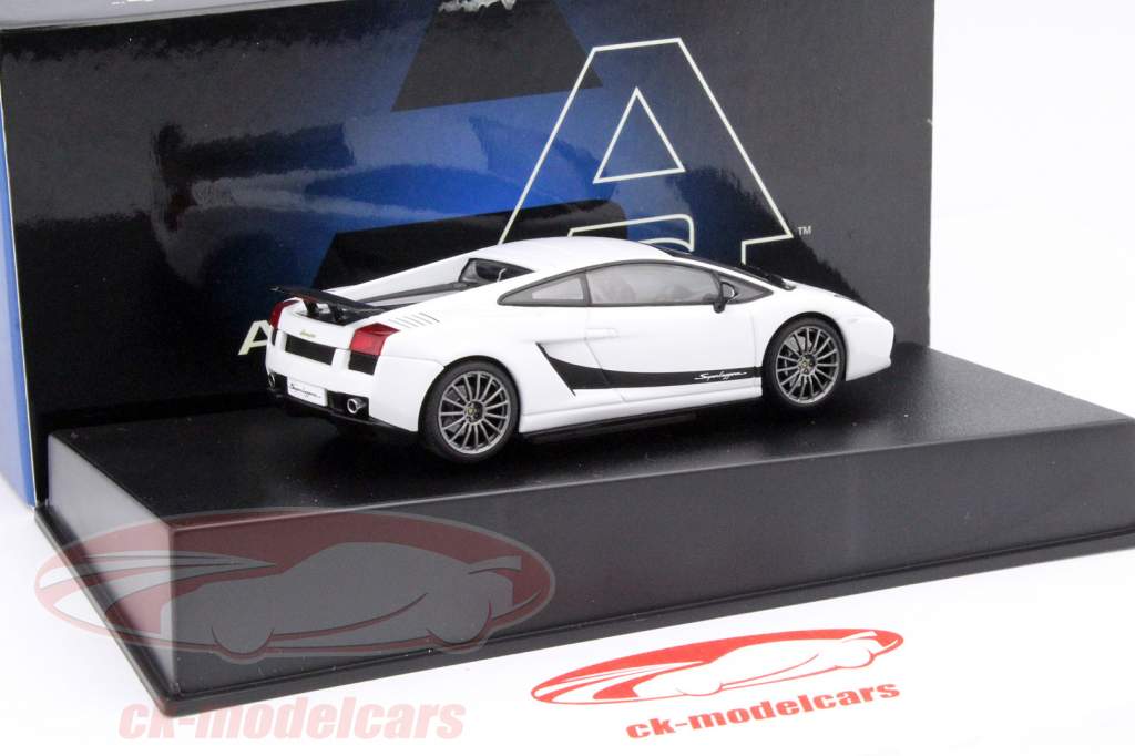 ランボルギーニガヤルドスーパーレジェ白色の金属午前1時43分オートアート