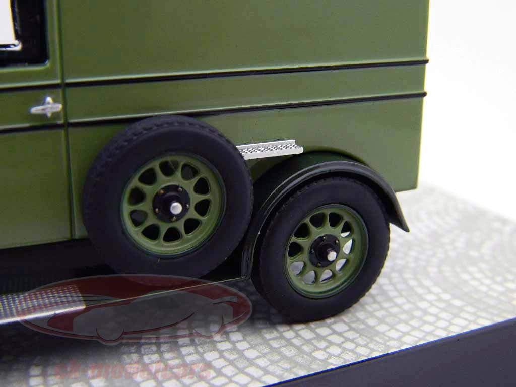 Phänomen Granit 25 темно-зеленый 1:43 Premium ClassiXXs