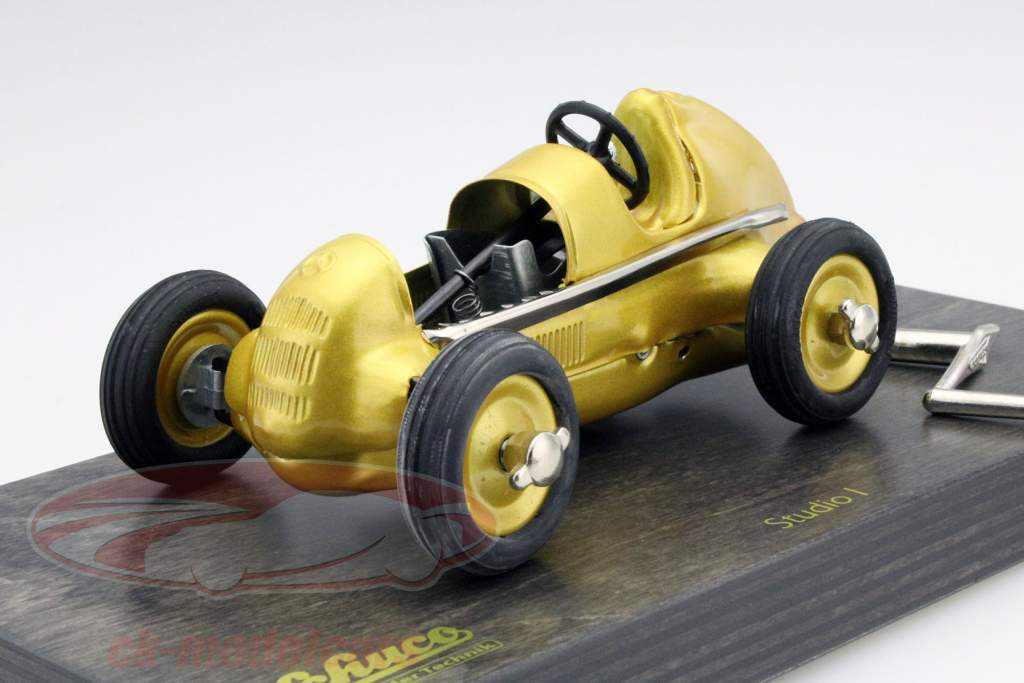 Studio 1 金 1:32 Schuco