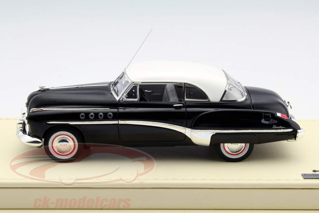 别克  路线大师(Roadmaster)里维埃拉跑车1949年 黑色1:43 TrueScale