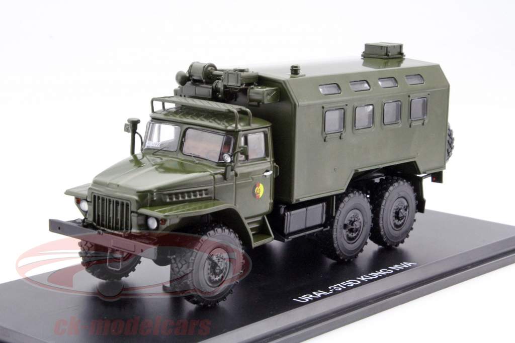 Ural 375D KUNG NVA 濃い緑色 1:43 PremiumClassiXXs