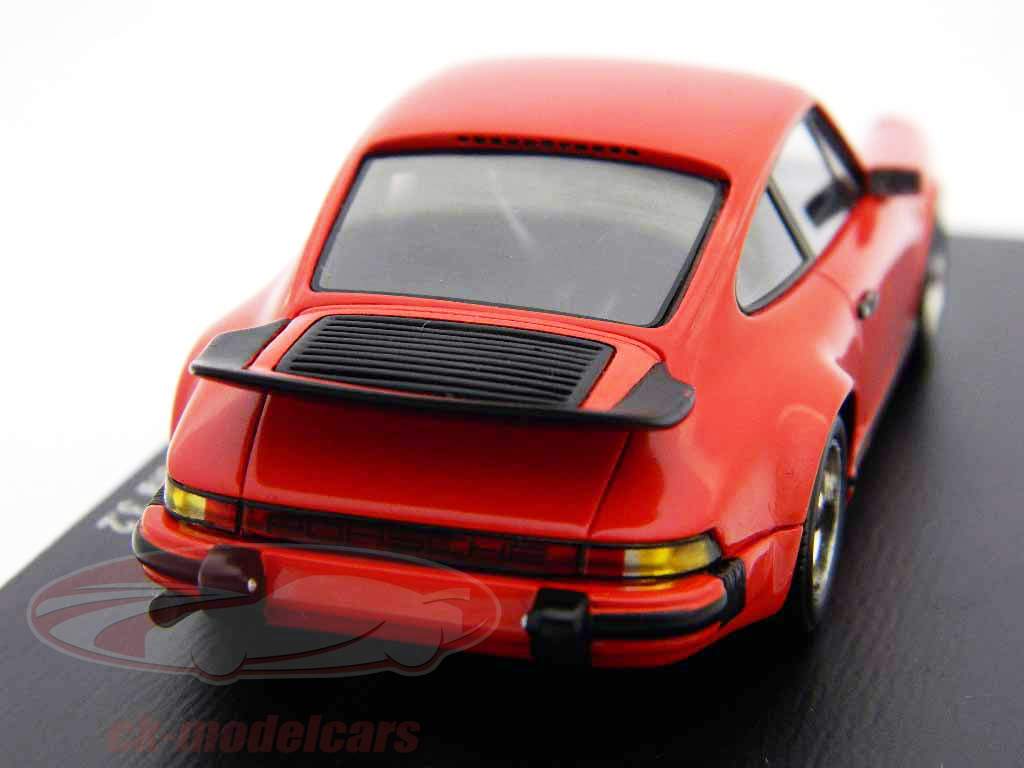 Porsche 911 Carrera 3.2 indischrot / red 1:43 Spark