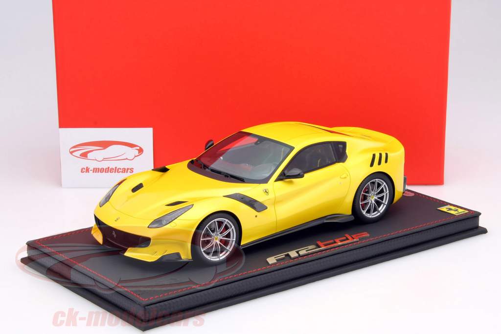 Ferrari F12 TDF 年 2015 黄色 1:18 BBR