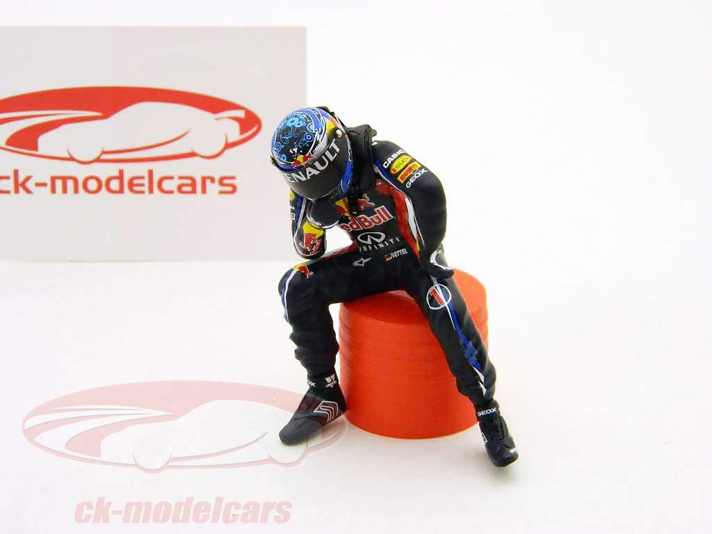 S. Vettel driver figure formula one worldchampion 2011 sitting 1:18 TopMo