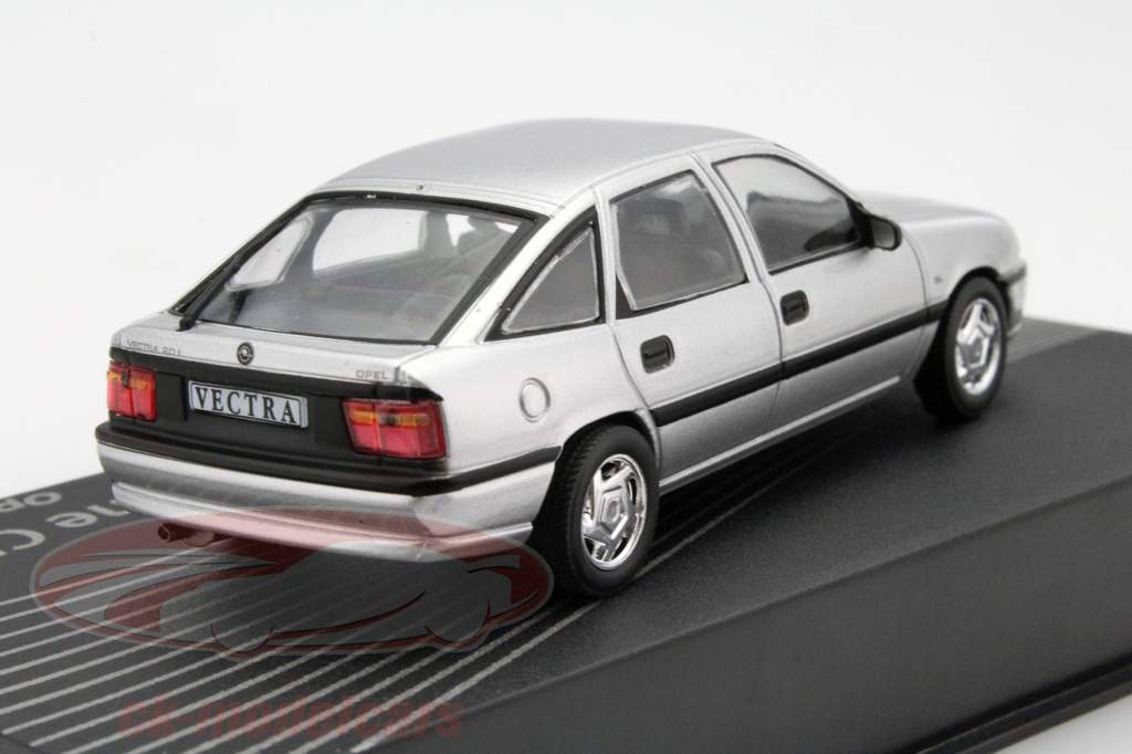 Opel Vectra A Wayne Cherry argent 1:43 Altaya