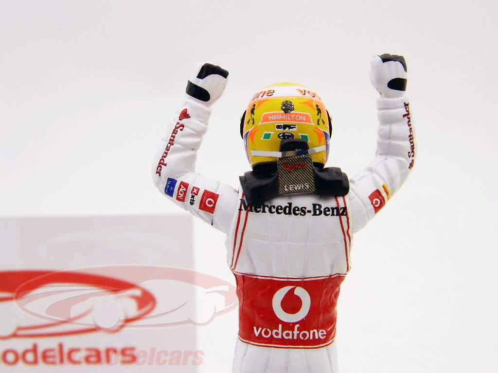 L. Hamilton driver figure formula one 2011 winningfist 1:18 TopMo