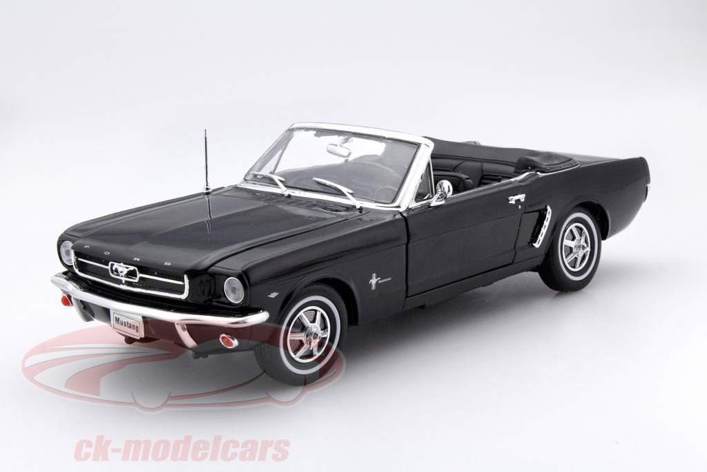 Ford Mustang 1/2 Convertible Year 1964 black 1:18 Welly