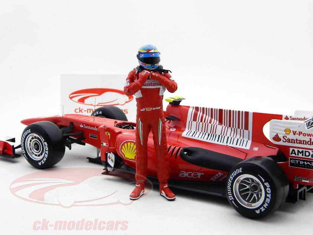 F. Alonso Fahrerfigur Formel 1 2011 stehend Ready to Race 1:18 TopMo