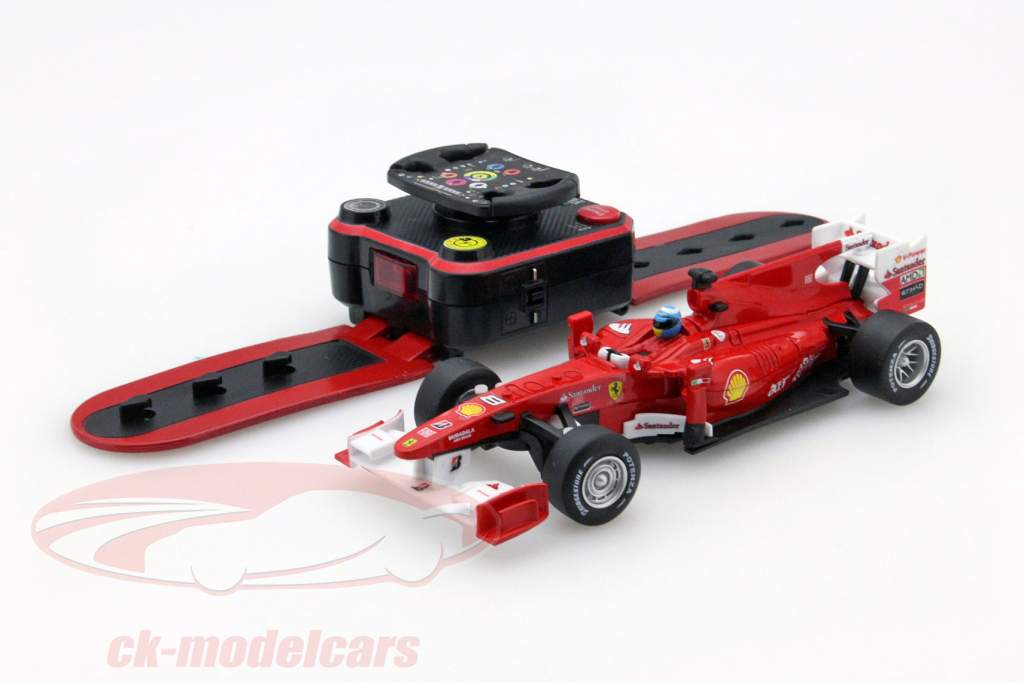 Fernando Alonso Ferrari F10 #8 fórmula 1 2010 RC-Car 1:32 Bburago