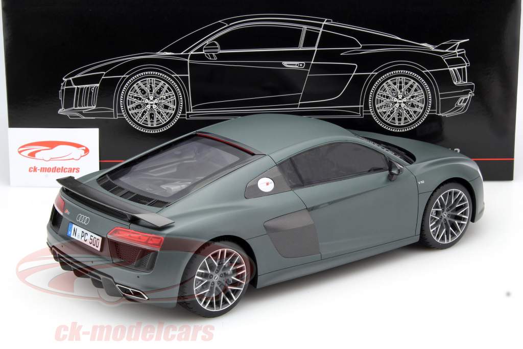 Audi R8 Coupe Year 2015 camouflage green 1:12 PremiumClassiXXs