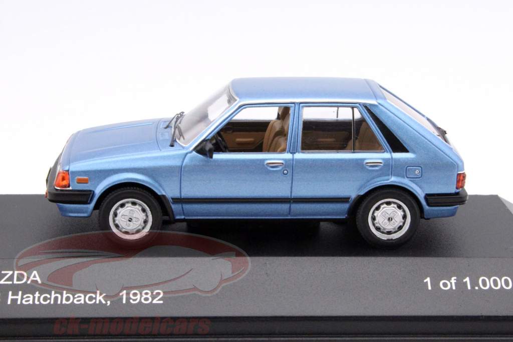 马自达323  Hatchback 1982年 蓝色 1:43 WhiteBox