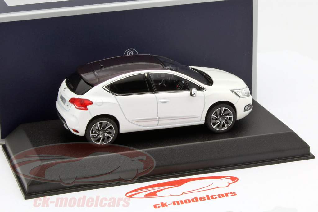 雪铁龙 DS 4 2015年 白色 1:43 诺威尔 Norev