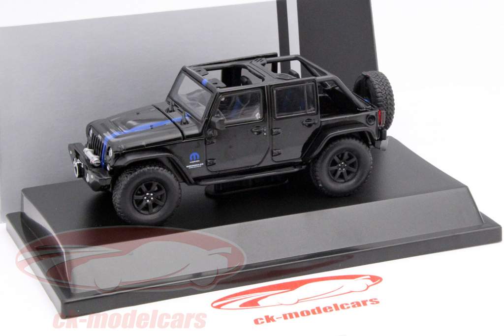 Jeep Wrangler Unlimited Mopar Edition Year 2014 black / blue 1:43 Greenlight