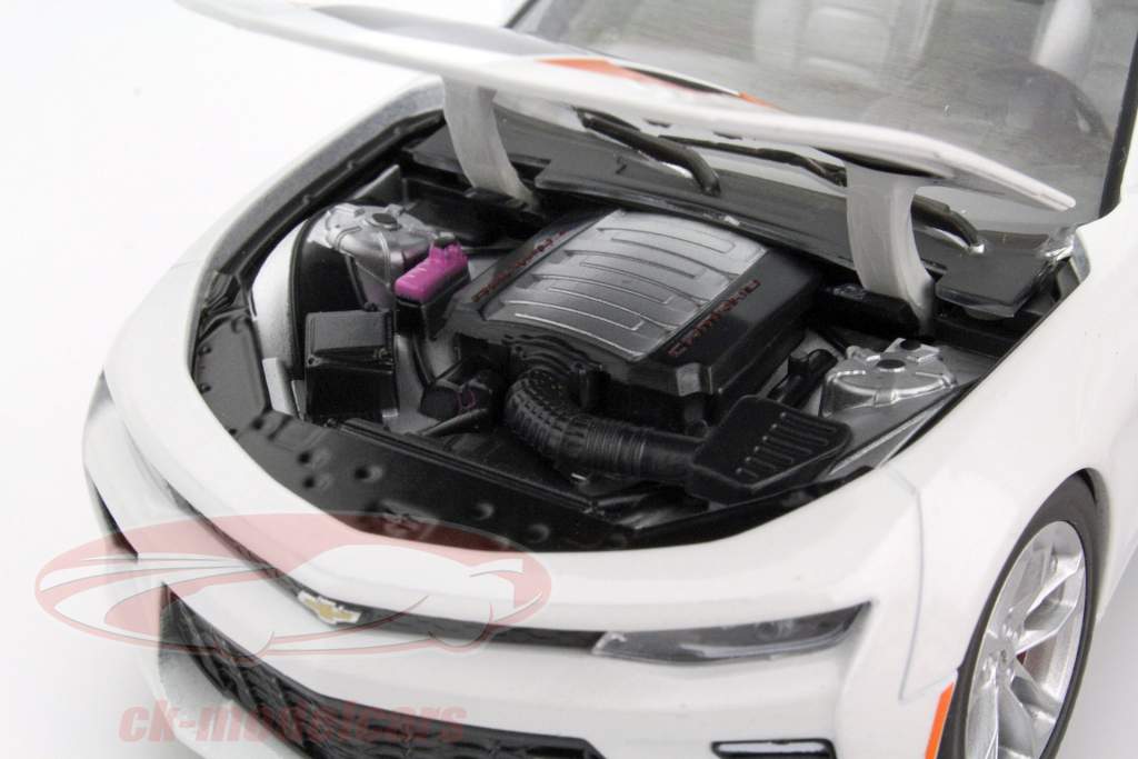 Chevrolet Camaro Indianapolis 500 Pace Car 2016 1:24 Greenlight