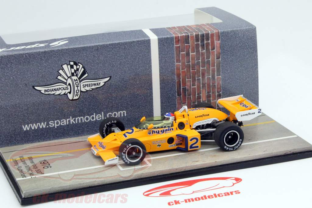 Johnny Rutherford McLaren M16C #2 vincitore Indy 500 1976 1:43 Spark