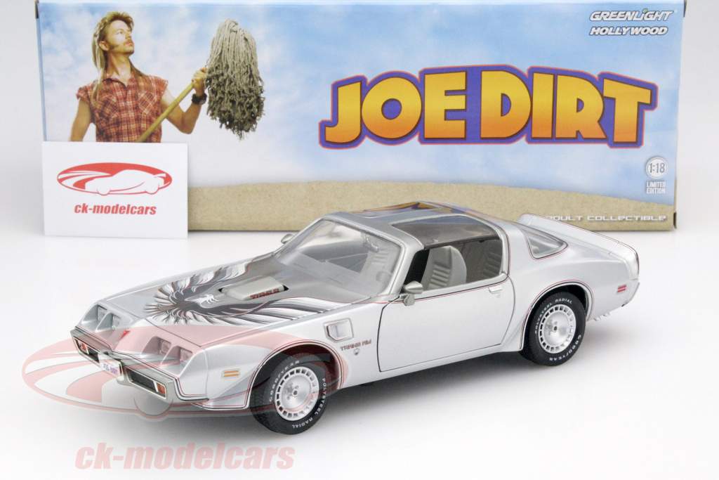 Pontiac Firebird T/A Movie Joe Dirt 2001 silver 1:18 Greenlight