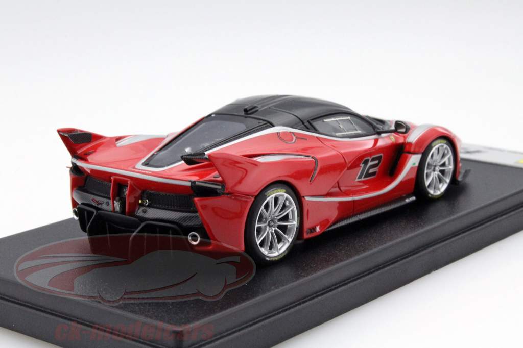 Ferrari FXX-K #12 rojo / plata / negro 1:43 LookSmart