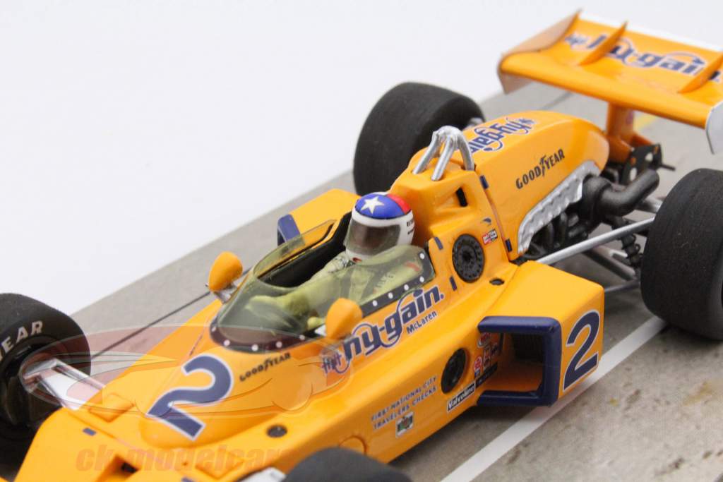 Johnny Rutherford McLaren M16C #2 勝者 Indy 500 1976 1:43 Spark
