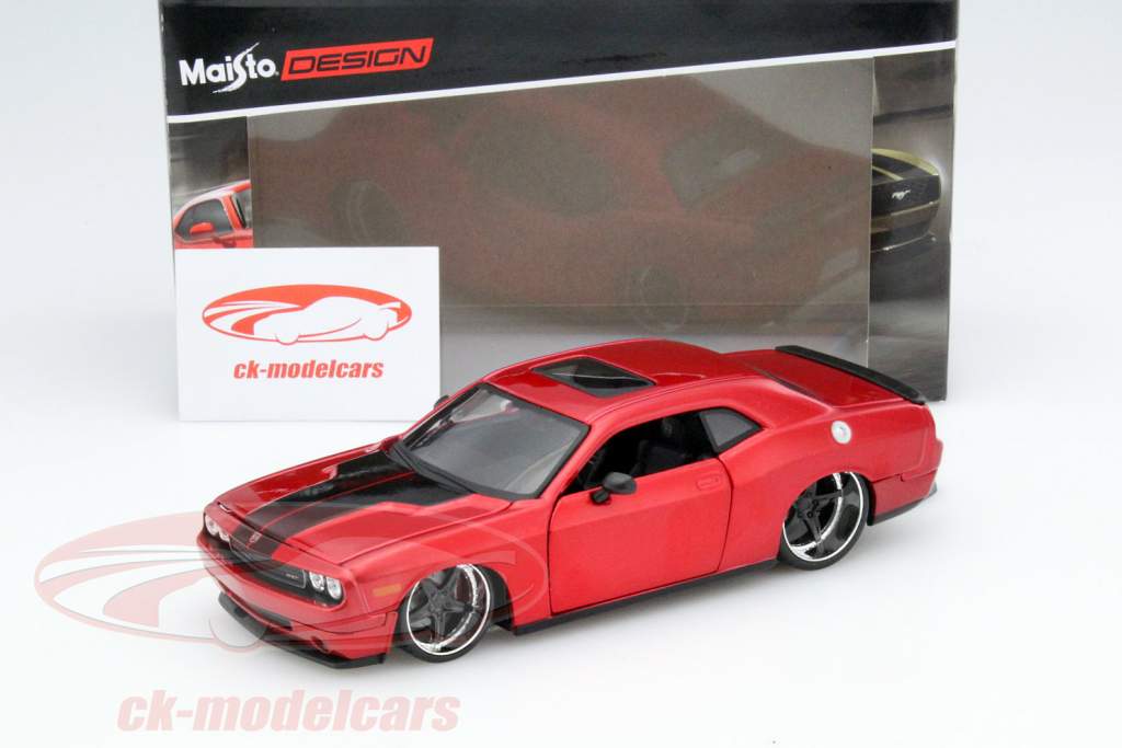 Dodge Challenger année 2008 rouge / noir 1:24 Maisto