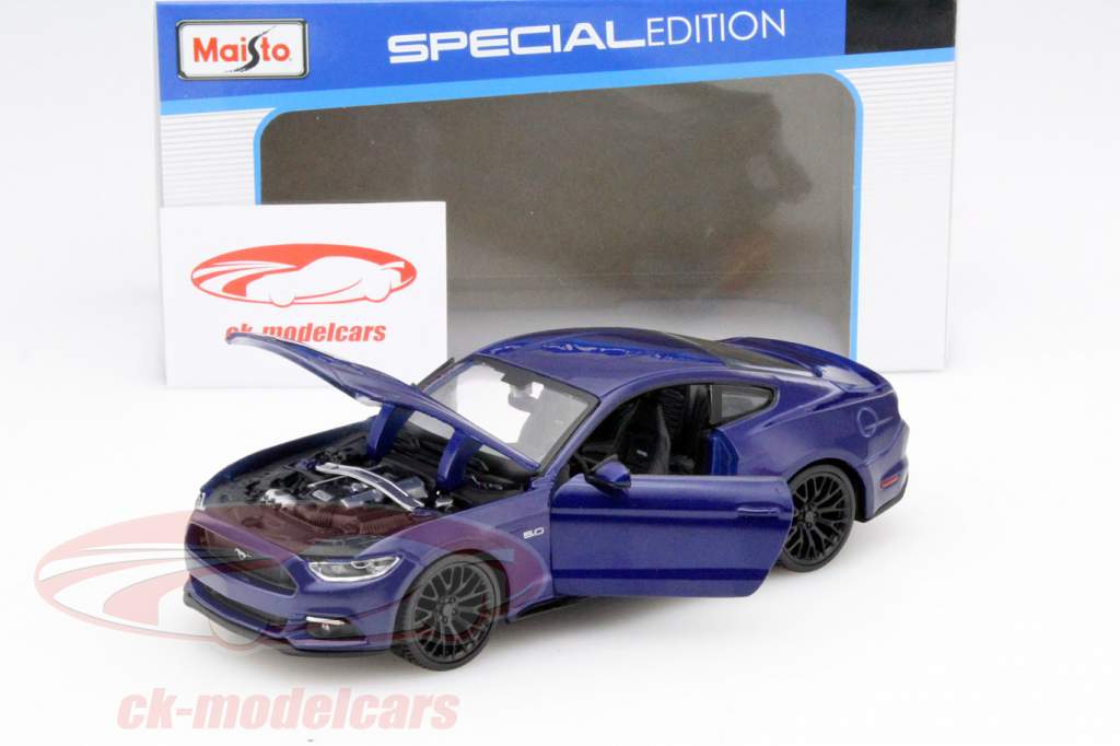 Ford Mustang 年 2015 ブルー 1:24 Maisto