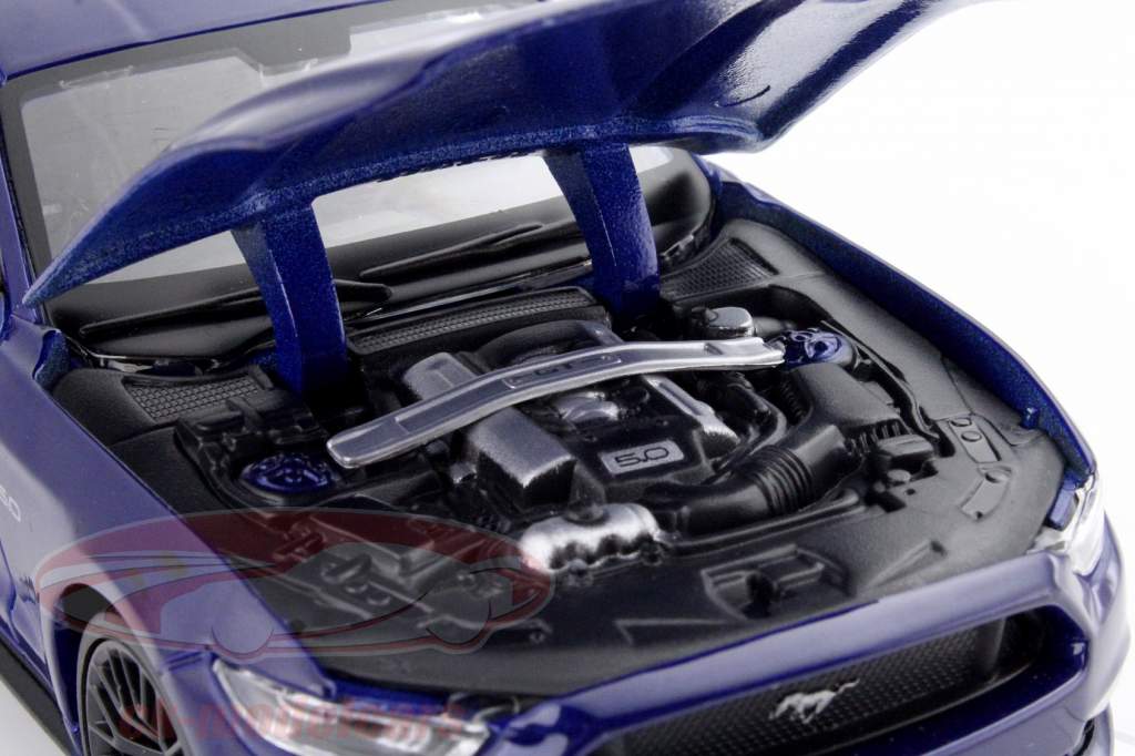 Ford Mustang år 2015 blå 1:24 Maisto
