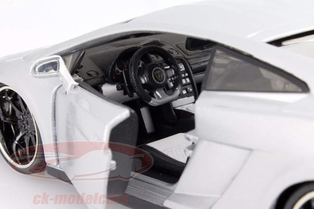 Lamborghini Gallardo LP560-4 silber 1:24 Maisto