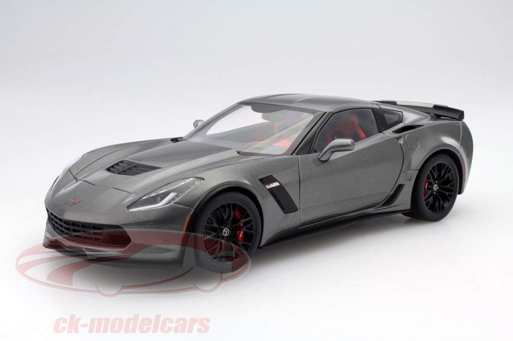 Chevrolet Corvette C7 Z06 année 2014 argent foncé 1:18 AUTOart