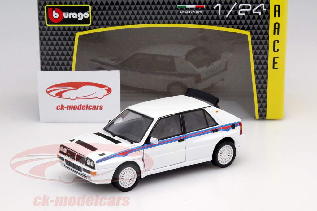 Lancia Delta HF Integrale wit 1:24 Bburago
