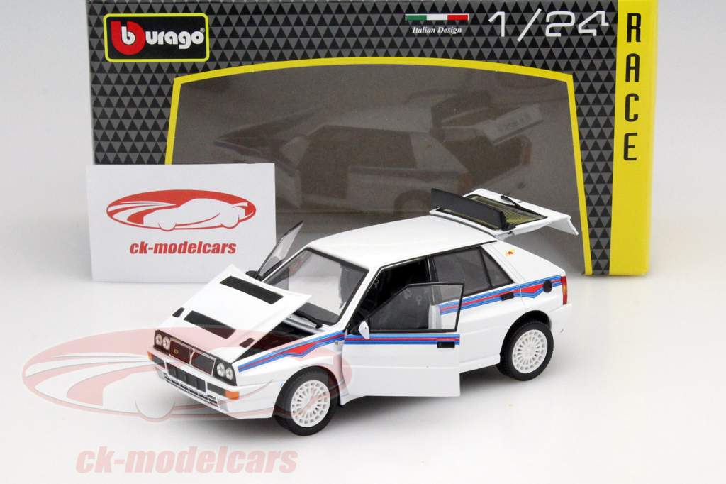 Lancia Delta HF Integrale wit 1:24 Bburago