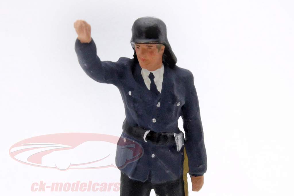 firefighter shows figure 1:43 FigurenManufaktur