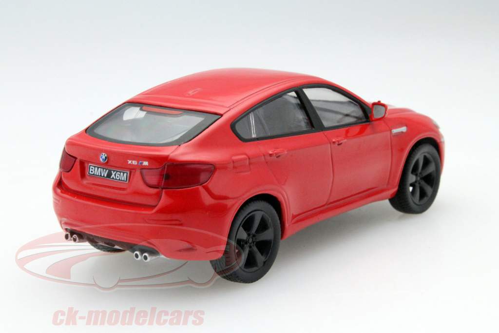 BMW X6 rosso 1:43 Solido