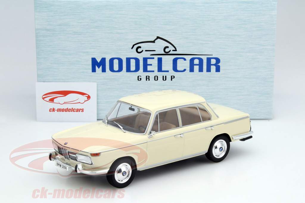 BMW 2000 TI Typ 120 бежевый 1:18 ModelCar Group