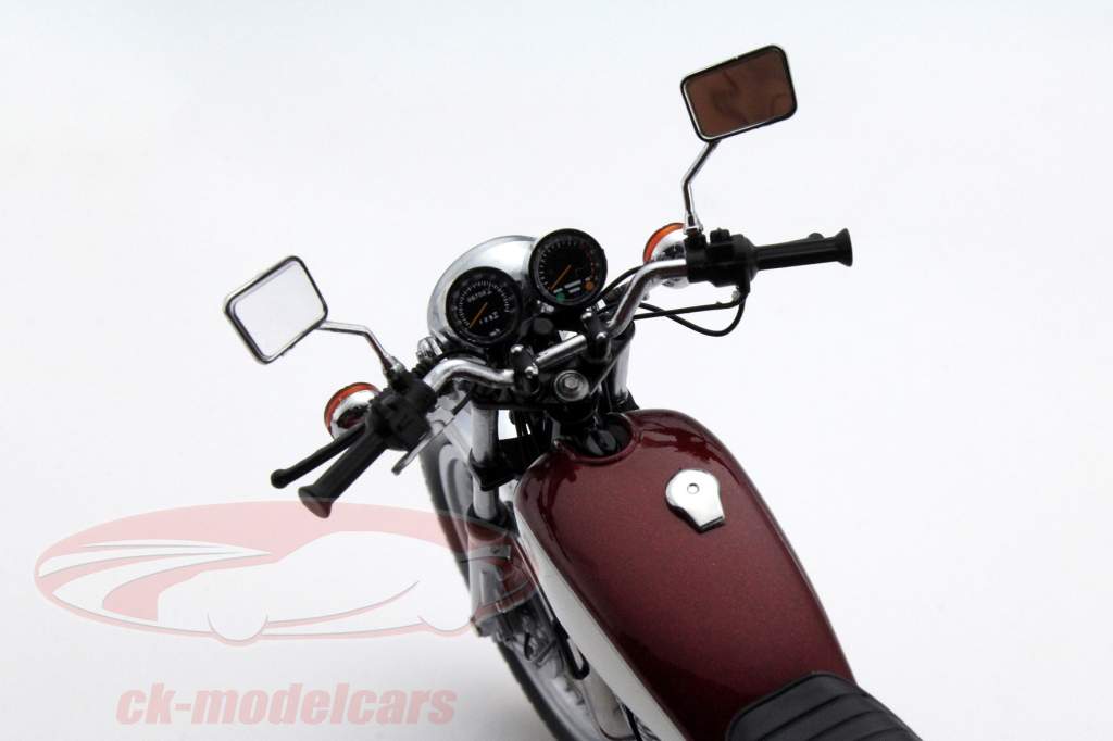 Yamaha SR 500 año 1998 rojo / blanco 1:12 Minichamps