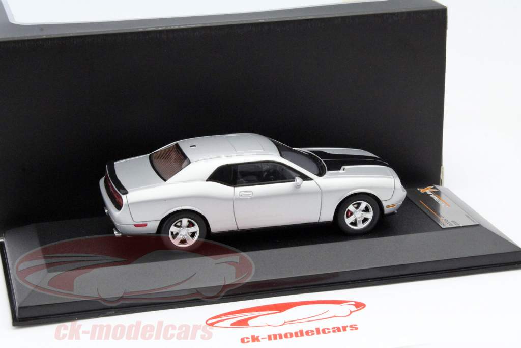 Dodge Challenger SRT8 année 2009 argent / noir 1:43 Premium X
