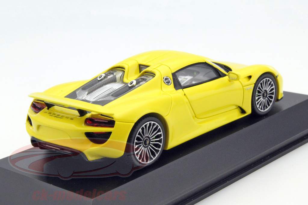 Porsche 918 Spyder amarillo 1:43 Spark