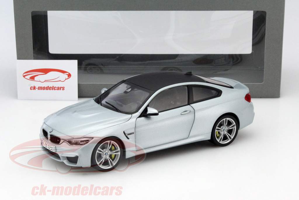 BMW M4 Coupe (F82) anno 2014 silverstone argento 1:18 ParagonModels