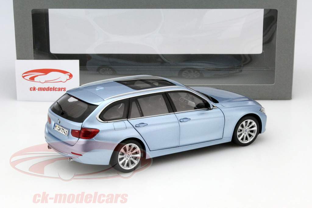 BMW 3 Series Touring (F31) år 2012 væske blå 1:18 ParagonModels