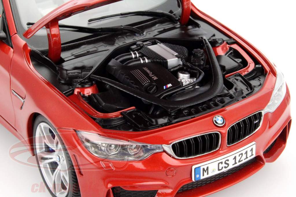 BMW M4 Convertible (F83) jaar 2014 Sakhir oranje 1:18 ParagonModels
