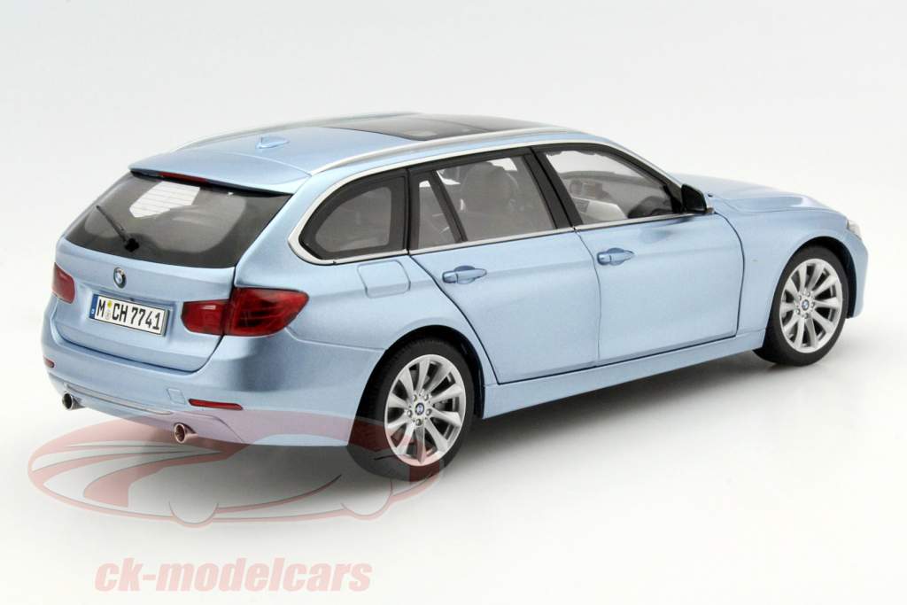 BMW 3 Series Touring (F31) år 2012 væske blå 1:18 ParagonModels