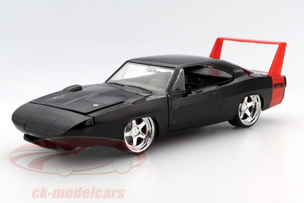 Dodge Charger Daytona año 1969 negro 1:24 Jada Toys