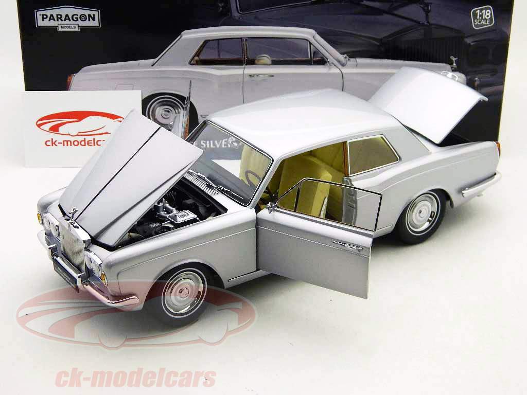 Rolls Royce Silver Shadow Coupe Bj. 1971 silver 1:18 Paragon Models 