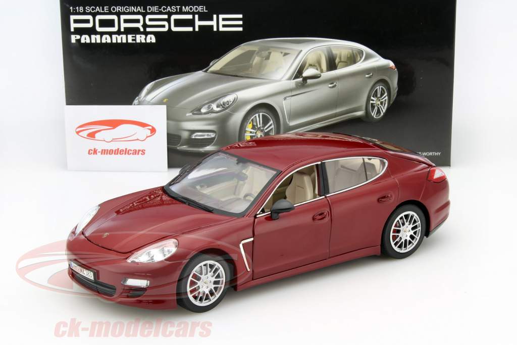 保时捷 Panamera 4S 2013年 红棕色 1:18 MZ Model