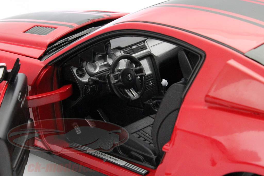 Ford Mustang Shelby GT500 Year 2012 red / black 1:18 ShelbyCollectibles