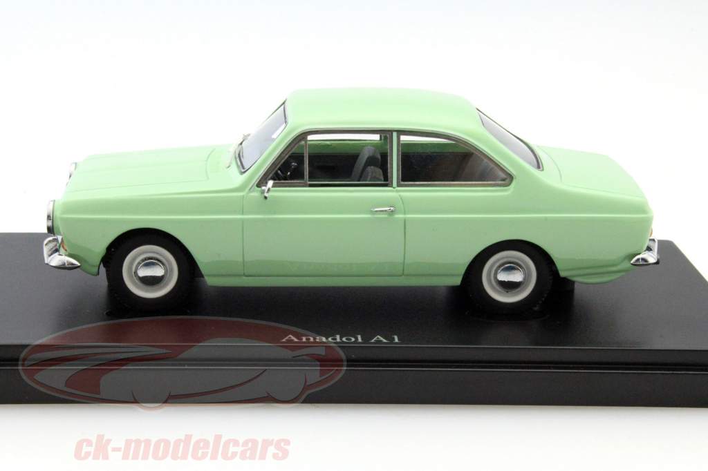 Anadol A1 année 1966 brillant vert 1:43 AutoCult