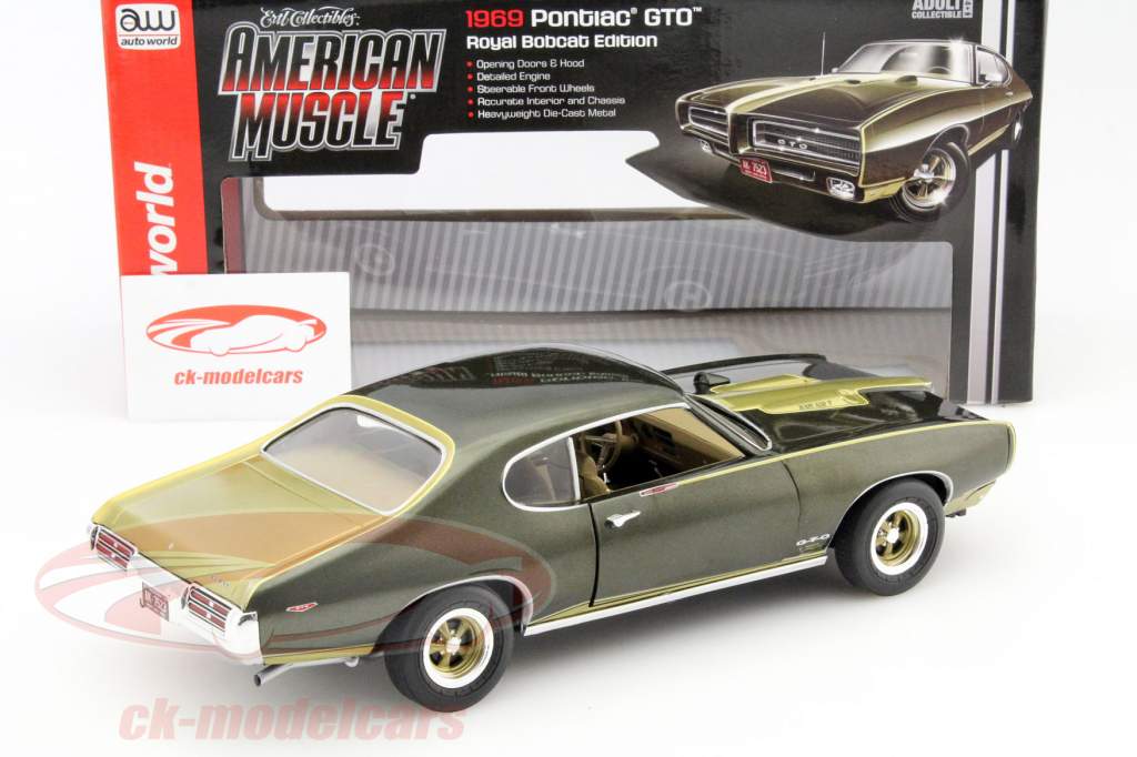 Pontiac GTO Royal Bobcat Edition año 1969 verde metálico 1:18 autoworld